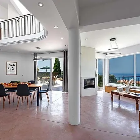 Casa De Sun With Seaview Pool Hotel